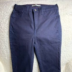 ❤️Kancan women’s mid rise skinny jeans 👖